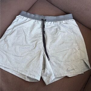 Nike Dri-FIT Flex ADV 5” lined Running Racing Shorts | Men’s S